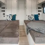 1 Bedroom Beautiful Ship In Havelsee Ot Botel 3*