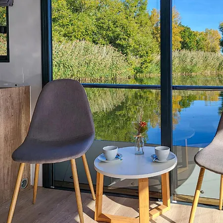 1 Bedroom Beautiful Ship In Havelsee Ot